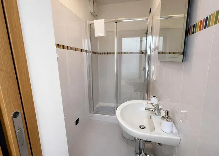Apartamento 5 Min From The Station - Relax & Comfort - *